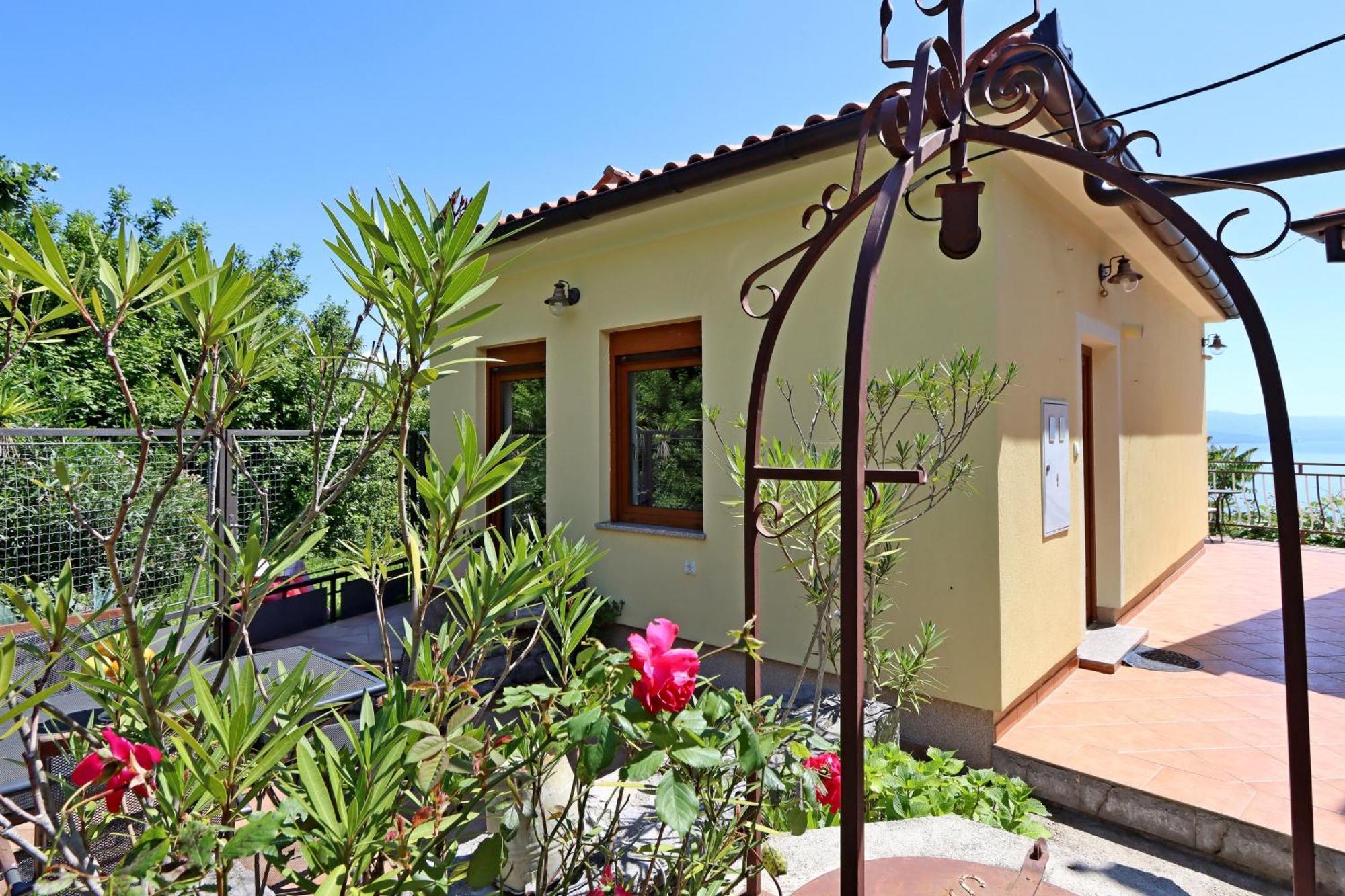 Apartments With A Parking Space Opatija - Pobri, Opatija - 7813 Matulji Exterior photo